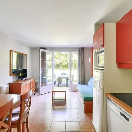 Maison Conviviale A Monflanquin, Jardin, Proche 度假居